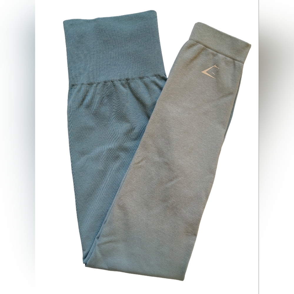 Gymshark Light Blue Ombre Lift Seamless Leggings, Small